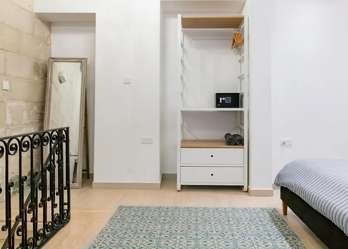 88, Valletta Boutique Escape